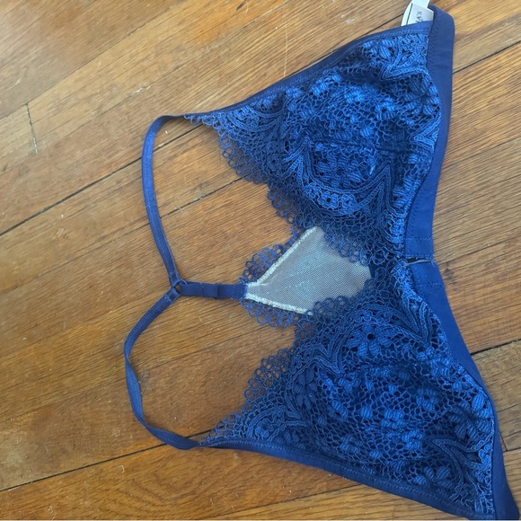 Victoria's Secret Other - Victoria's Secret Blue and Cream Lace Bra